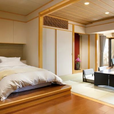 和洋室 足湯付（温泉）(和室8畳＋ツインベッド＋足湯＋バルコニー) 秀峰閣　湖月 クーポン