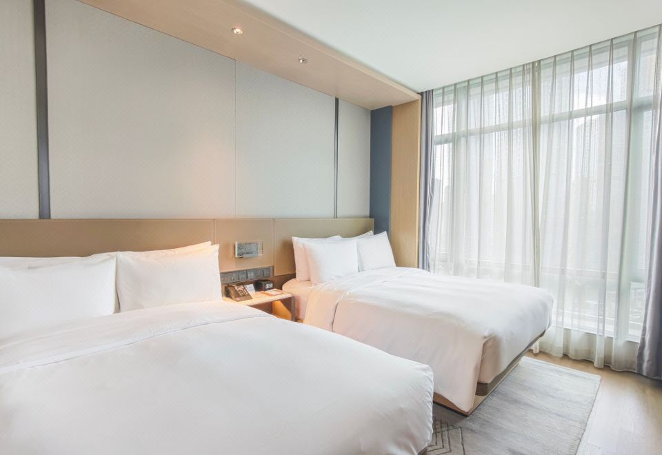 The Meixi Lake, Changsha Marriott Executive Apartments3 Bedroom Apartment, Lake View