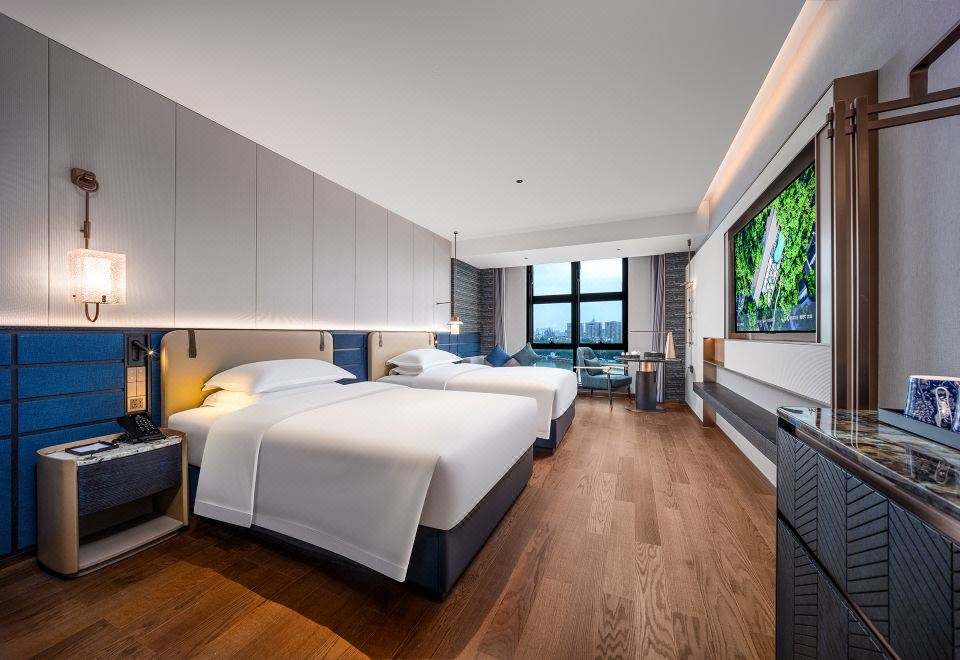 江景双床房（一线江景+落地窗+Mini Bar）