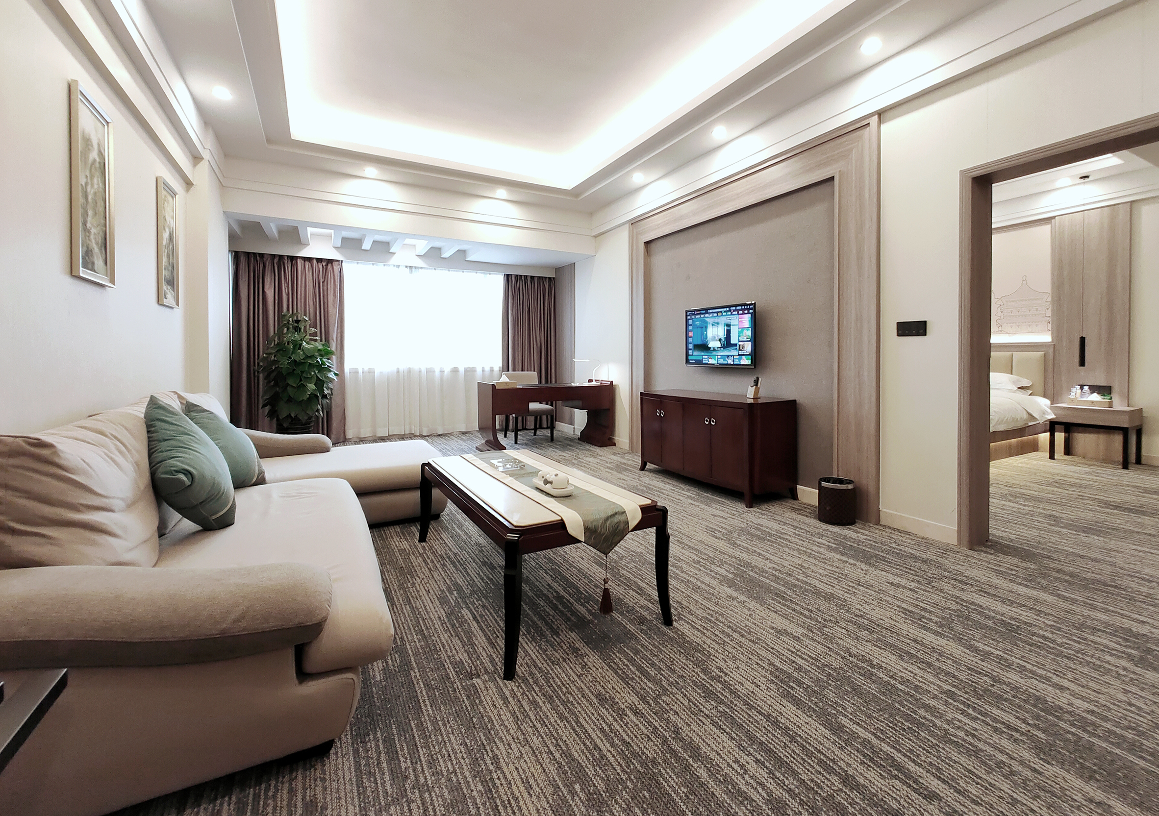 尊贵套房一房一厅（深睡羽绒床品+甄选浴享金缸）