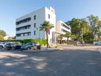 B&B HOTEL Pau Zénith Hotels in Pau
