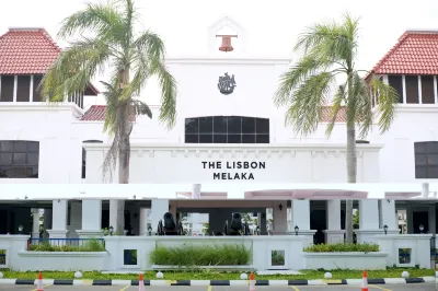 The Lisbon Melaka, Trademark Collection by Wyndham Отели в г. 