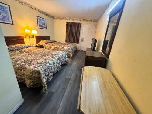 Economy Inn Sweetwater I-75