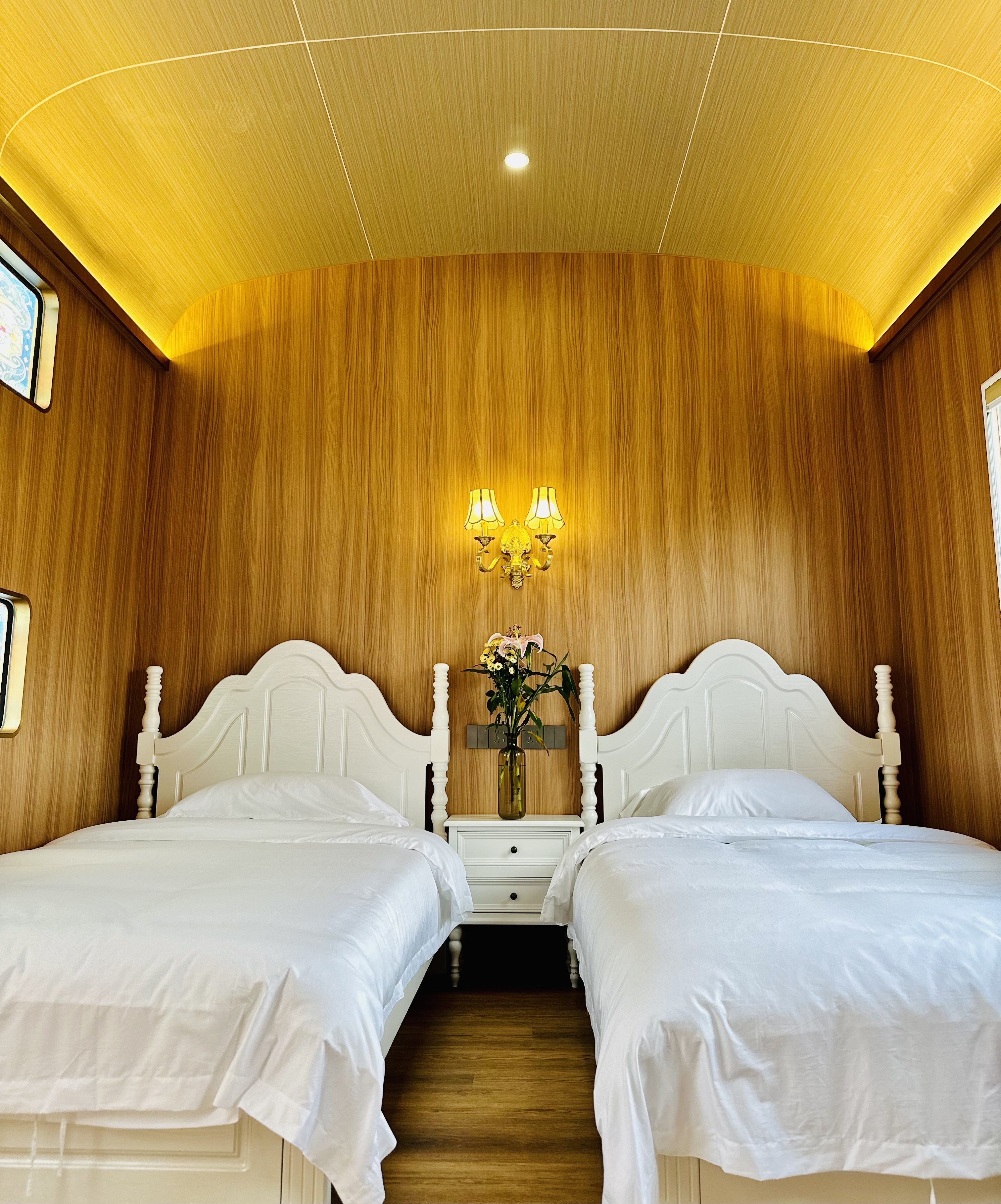 火车头等双人软卧