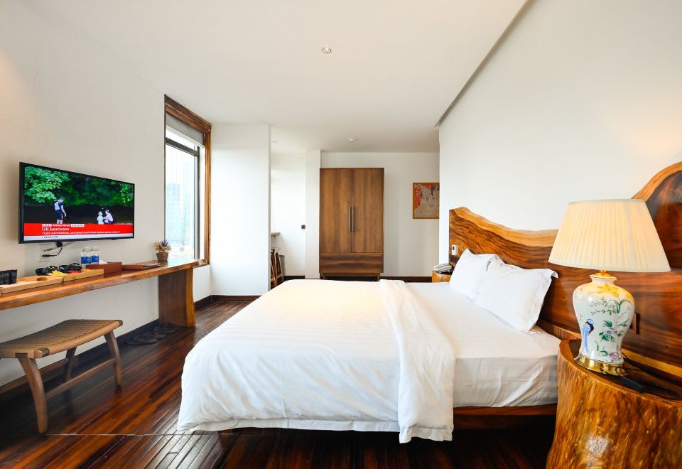 天空宝石河景房