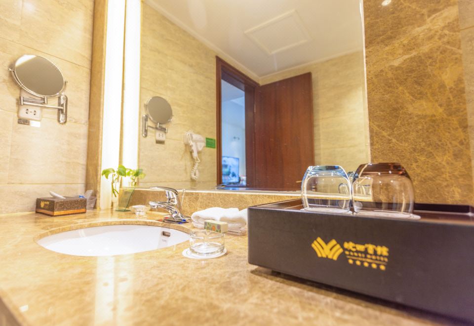 城景高级大床房