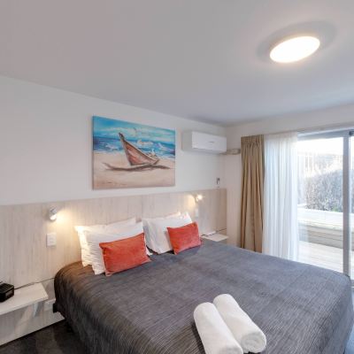 漂流木標準特大床房 海濱飯店優惠