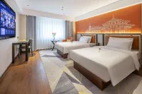 Romantic Season Middle Street Hotel (Shenyang Zhongjie Palace Museum Joy City Store) Hotel di 
