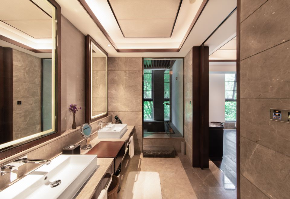 Hongzhushan Hotels & Resorts Chanyi ShanjuZen Room (Double Bed) (Soaking Tub) (Area B)