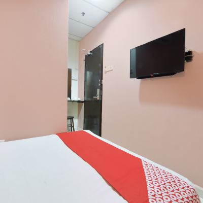 Bilik Double Standard Kupon OYO 89588 Destiny Riverside Hotel