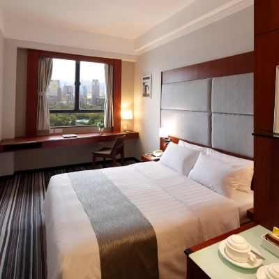 園林海景大床房-帶加床 香港龍堡國際優惠