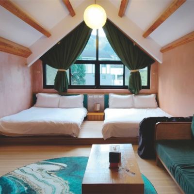 曉月/邊城四人房（依飯店安排不指定） 南投溪頭聽濤園渡假山莊優惠