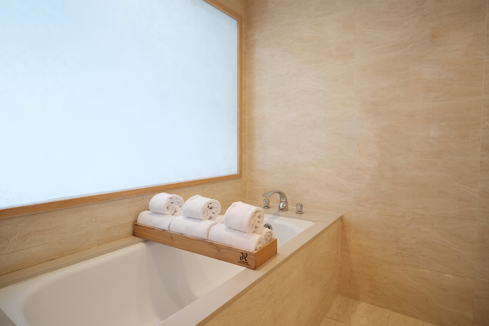 Hotel Del Lago观星楼中楼套房