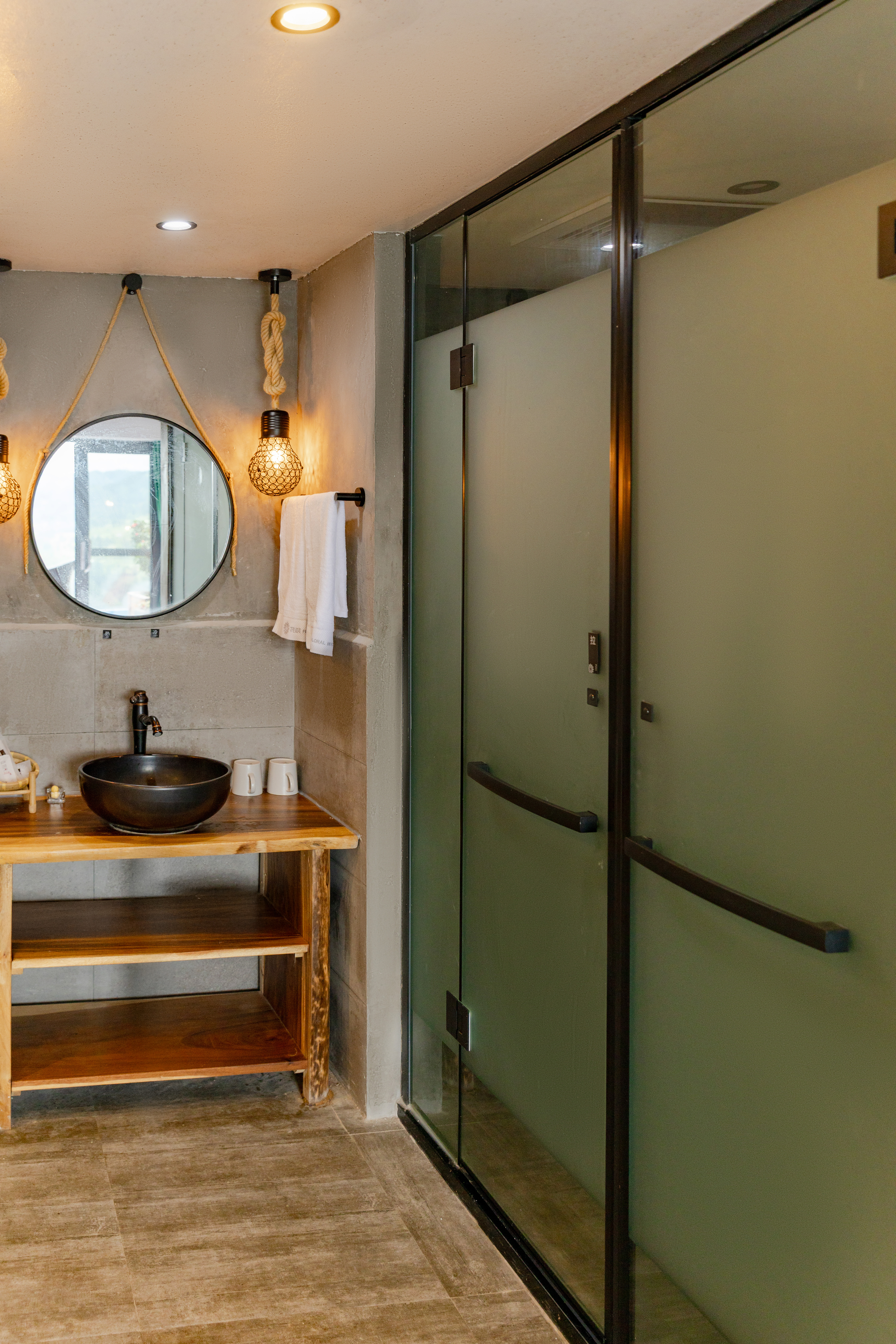 雨露私房双床房【观景小花园+乾湿分离】