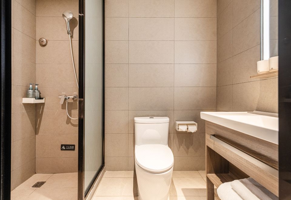 大床房【电视投影+舒适空调】