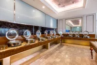Starway Hotel (Xining Central Shopping Plaza Yile Building)