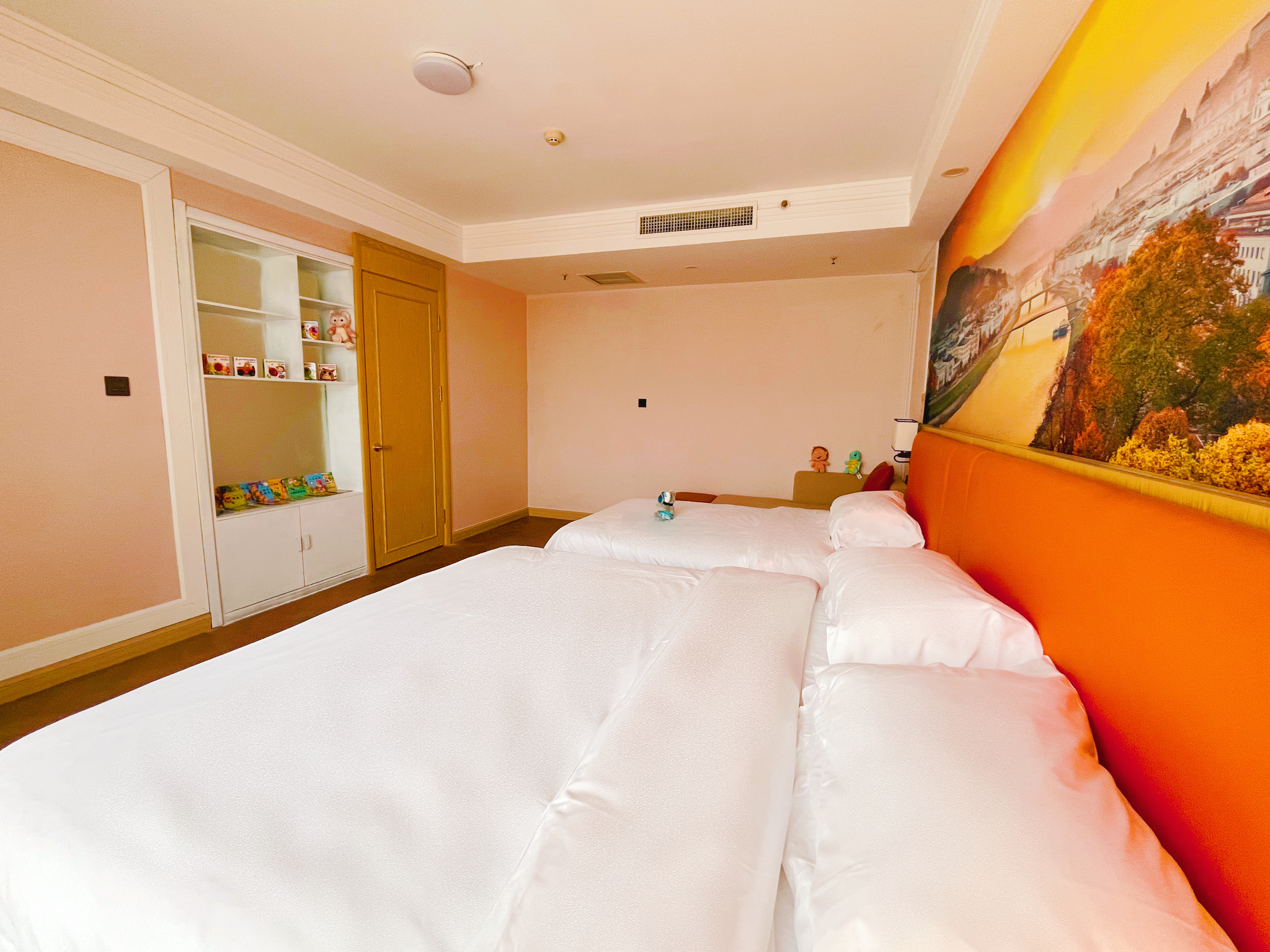 家庭套房【巨幕投影+小童读书+露营帐篷+落地窗】