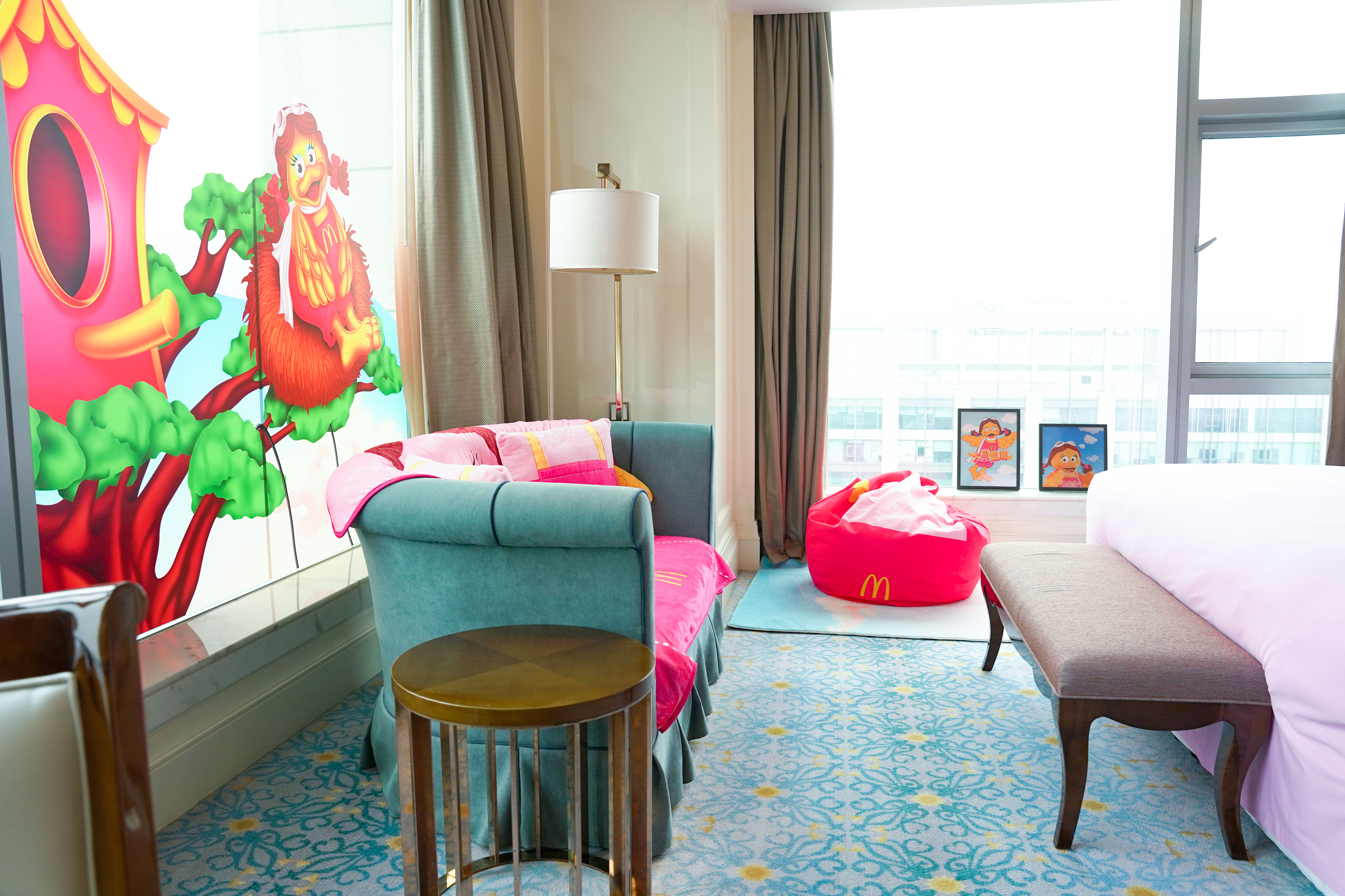 Sheraton Grand Wuhan Hankou HotelMcDonald's Themed Room