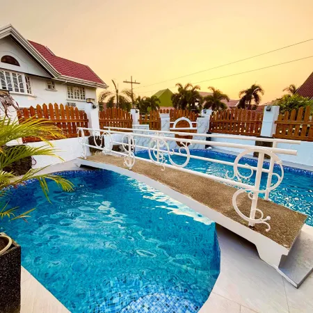 Hotel Adelina Balanga City Bataan