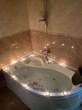Sunny Cozy Flat in Tbilisi