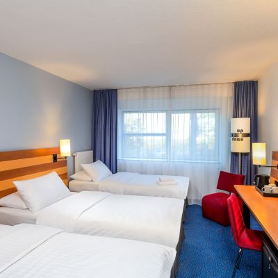 Business Triple Room IntercityHotel Frankfurt Airport Promo Code