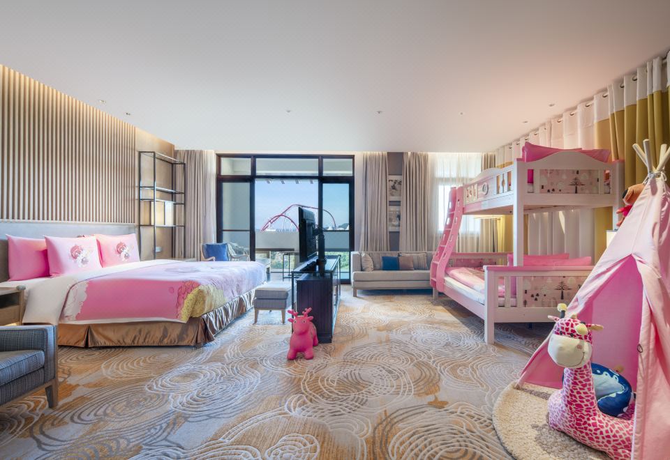 Crowne Plaza Kunming Ancient Dian Town1 King And 1 Bunk Bed Premium Kids Theme Room