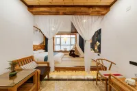 Floral Hotel· Huayin Qingping Villa Hotel Hotels in 