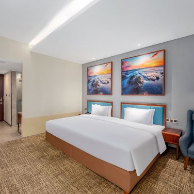 影音好萊塢大床房 廣州白雲機場澳斯特精選飯店（T1航廈店）優惠