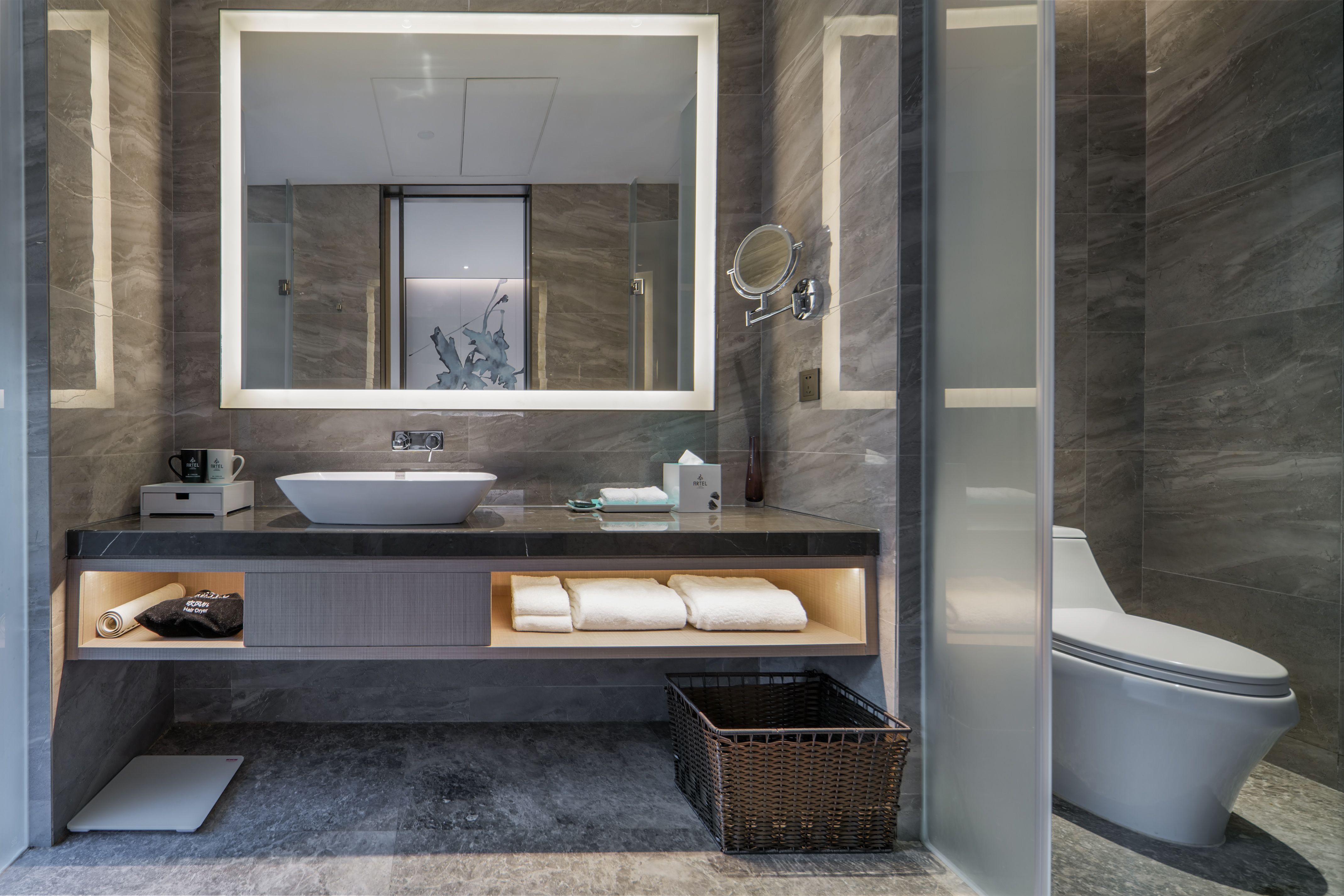 Artel Hotel庭景豪华大床房