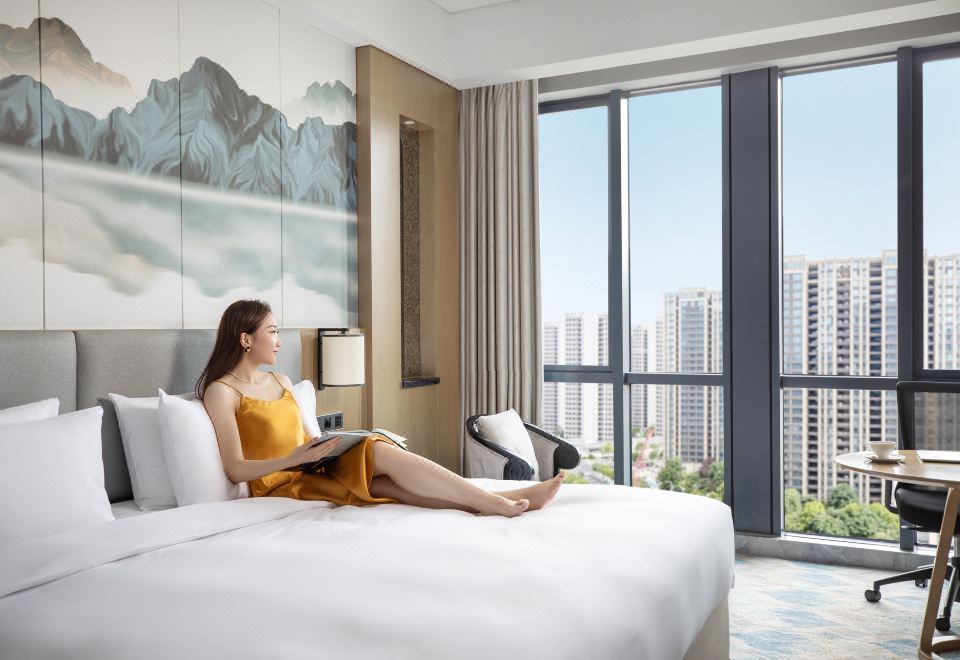 Courtyard by Marriott Hangzhou XiaoshanExecutive Double Room
