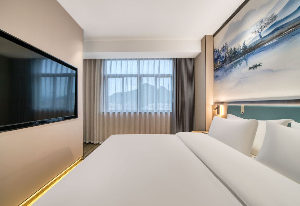 Superior Smart Suite (Double Bed) (Cards)