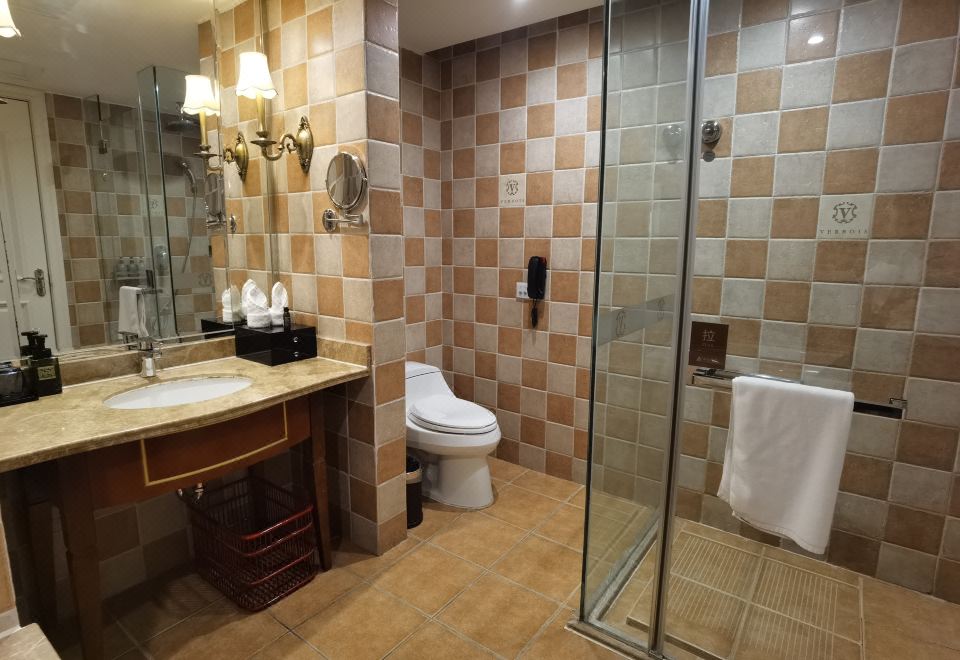 Deluxe Garden Twin Room