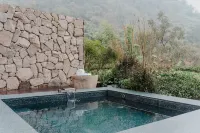 Trip.com Group Country Retreats (Mount Emei Yixi-Qingyin Joint Resort)