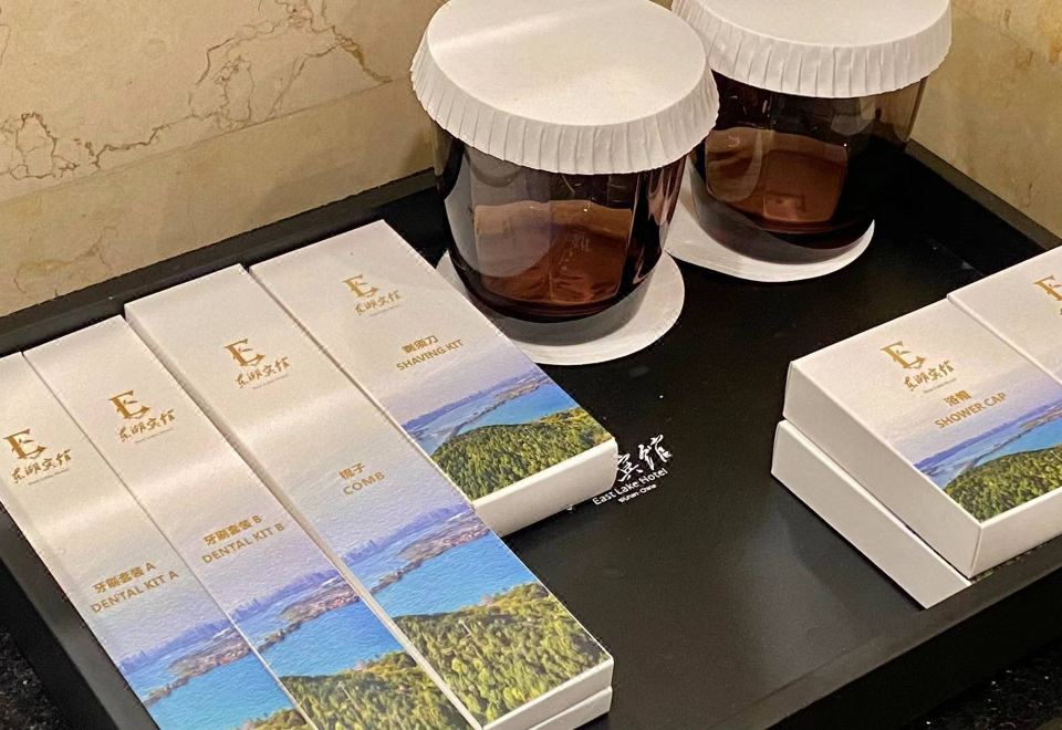 East Lake Hotel WuhanTingtao 2# Family Friendly Standard Room