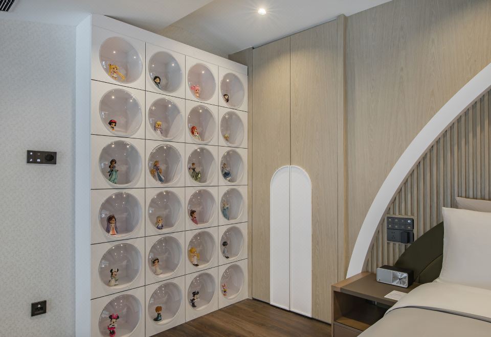 Cloud Theme Family Room