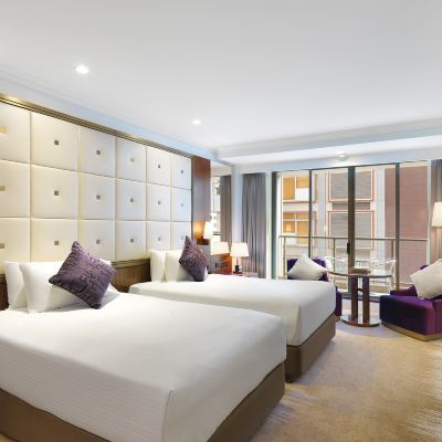 Deluxe Balcony Double Double Amora Hotel Jamison Sydney Promo Code