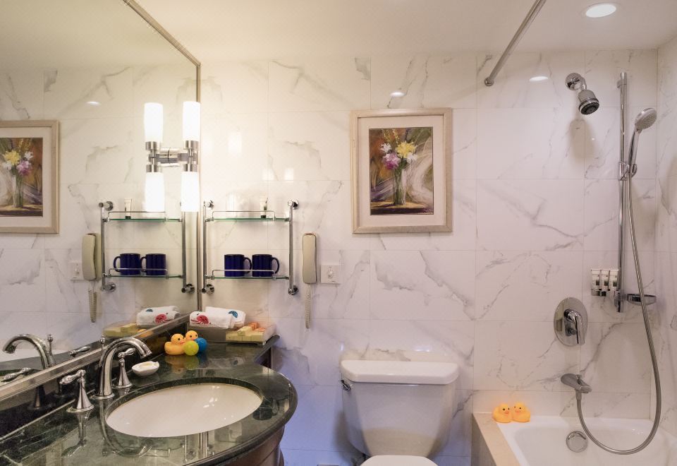 城市市景?湖景家庭套房+飄窗