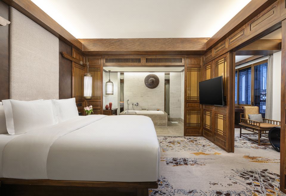 InterContinental Lijiang Ancient Town Resort1 King Bed Junior Suite