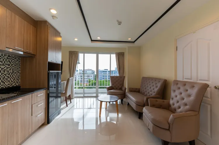 507 2 Bedroom Apartment
