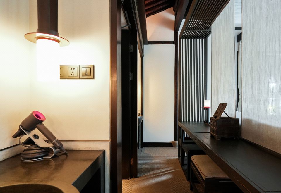Savoir Resort Hangzhou XixiCourtyard Room - Lake-View