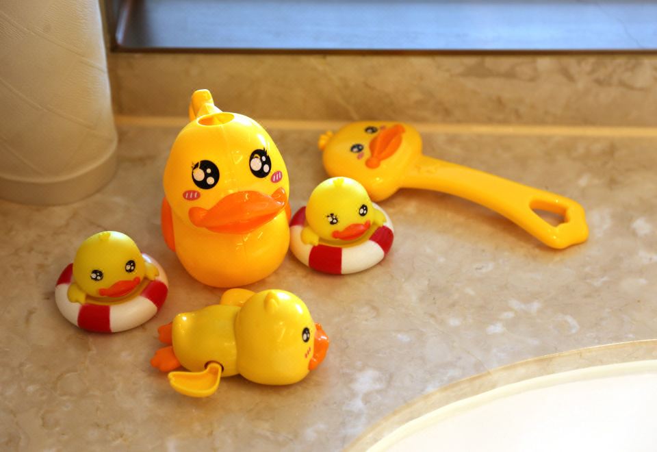 维景奇媛主题家庭房