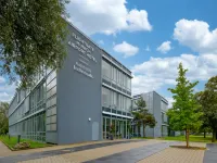 Flightgate Munich Airport Hotel, a member of Radisson Individuals Ξενοδοχεία στην πόλη Hallbergmoos
