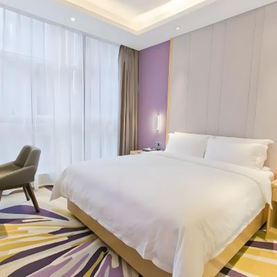 商務大床房【慕思床墊+新風系統+空氣凈化器】 麗楓飯店（深圳羅湖口岸國貿地鐵站店）優惠