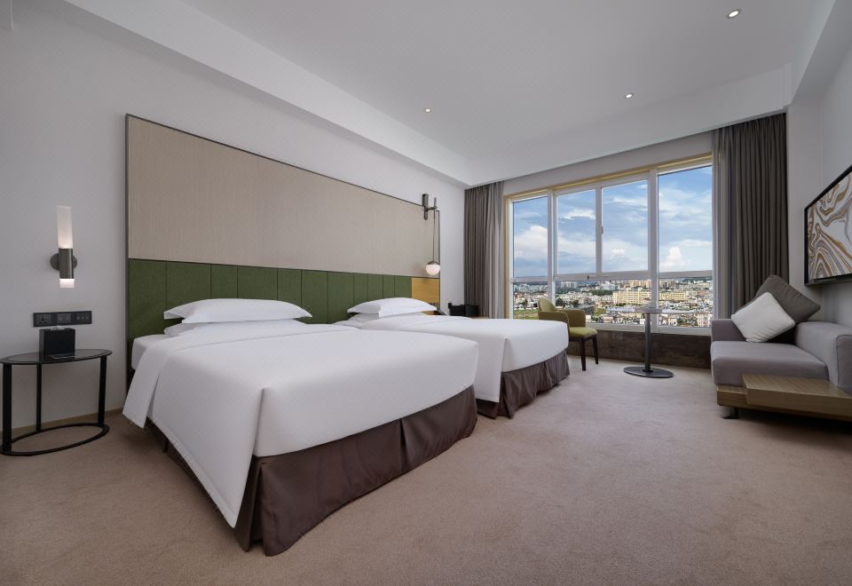 Empark Grand Hotel KunmingStandard 2-bed Room