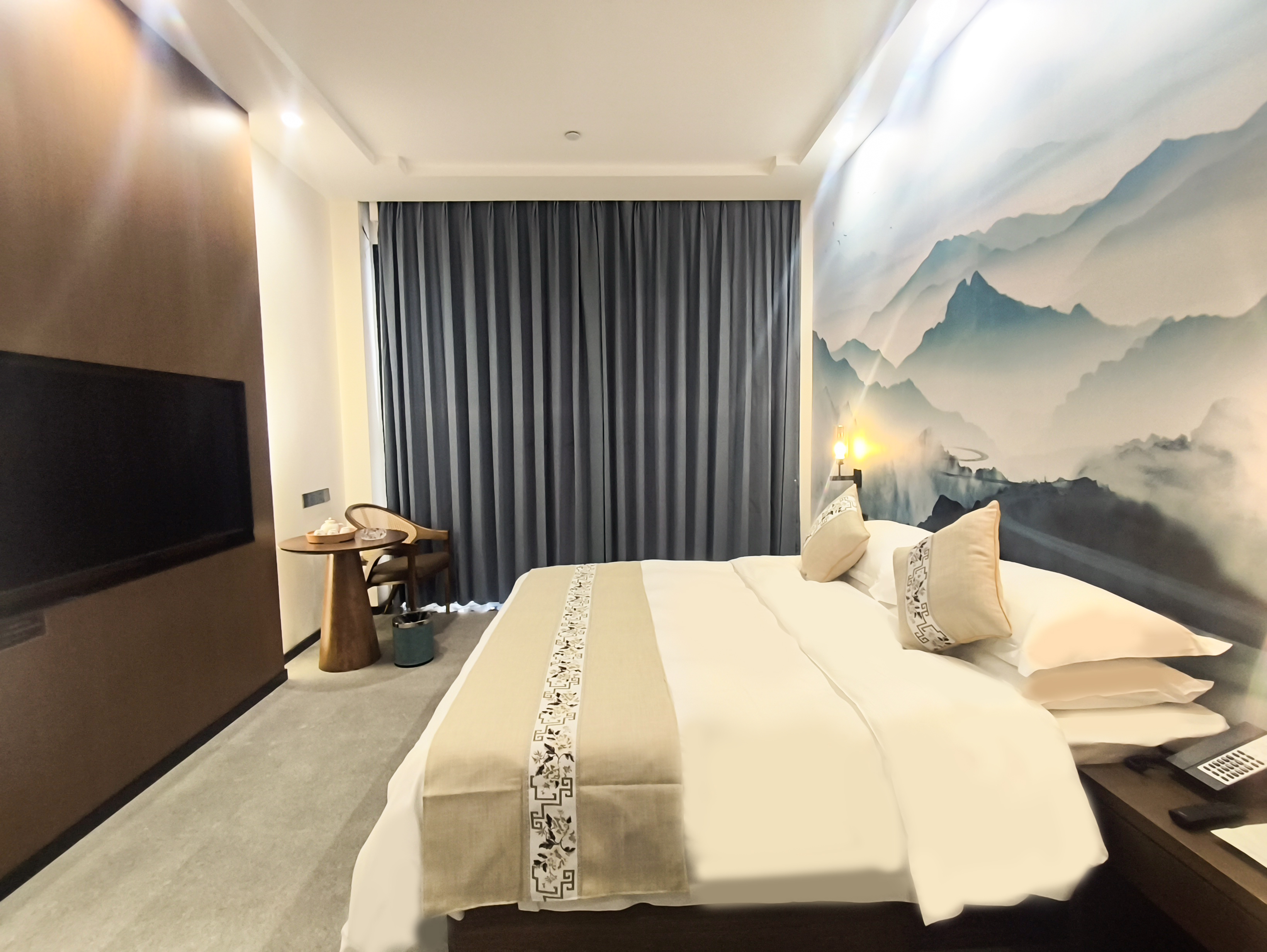 池畔親水溫泉套房二房一廳（獨立泡池）