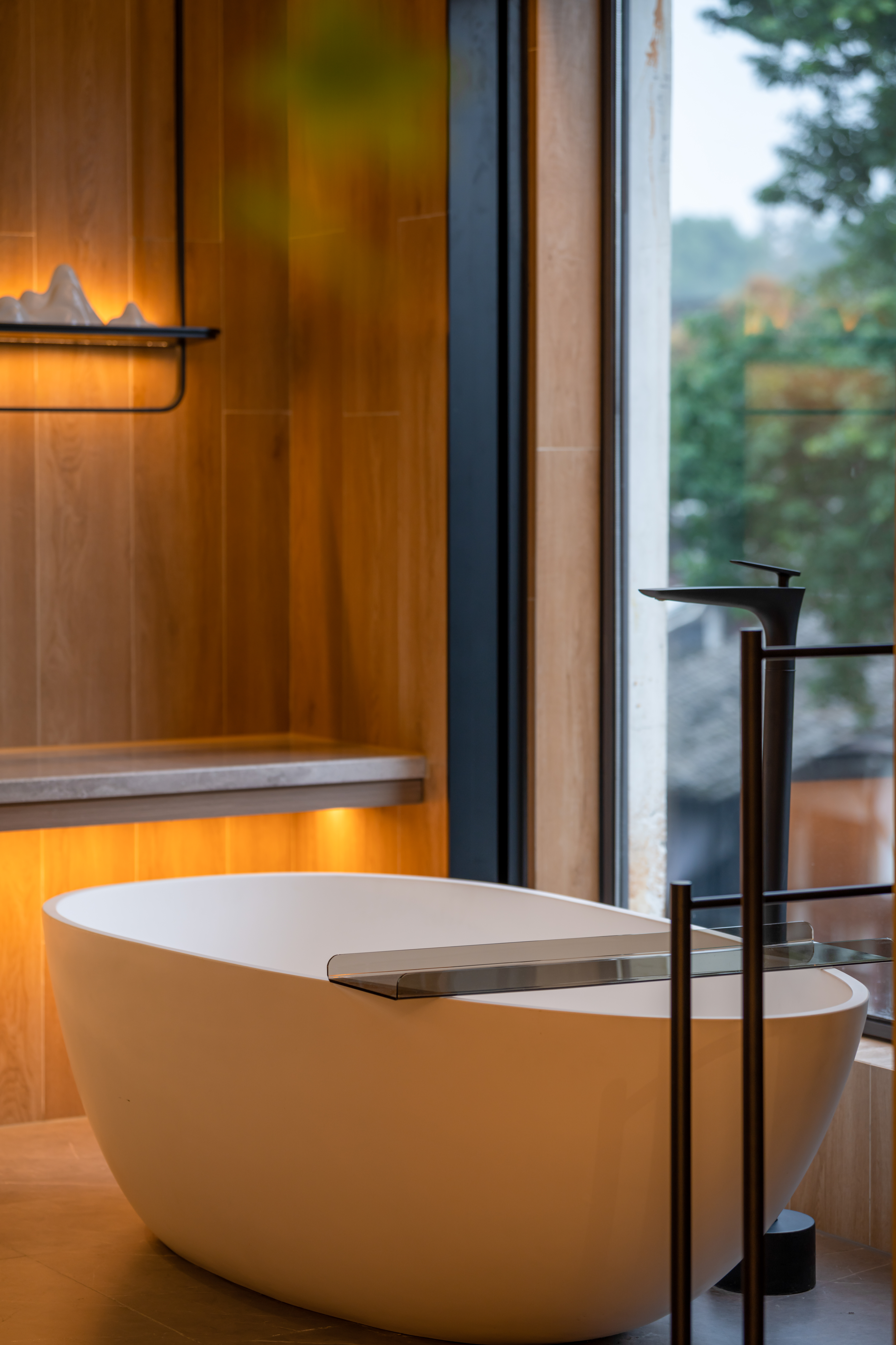 龙山一号·浴缸庭院套房（滚来滚去+深泡浴缸）