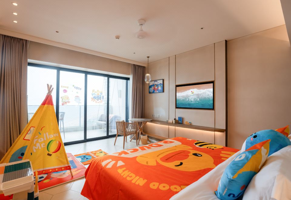 小黄鸭主题正海景大床房