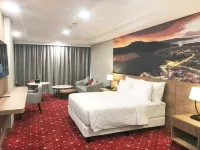 라베르사 호텔 & 컨벤션 센터 사모시르  호텔