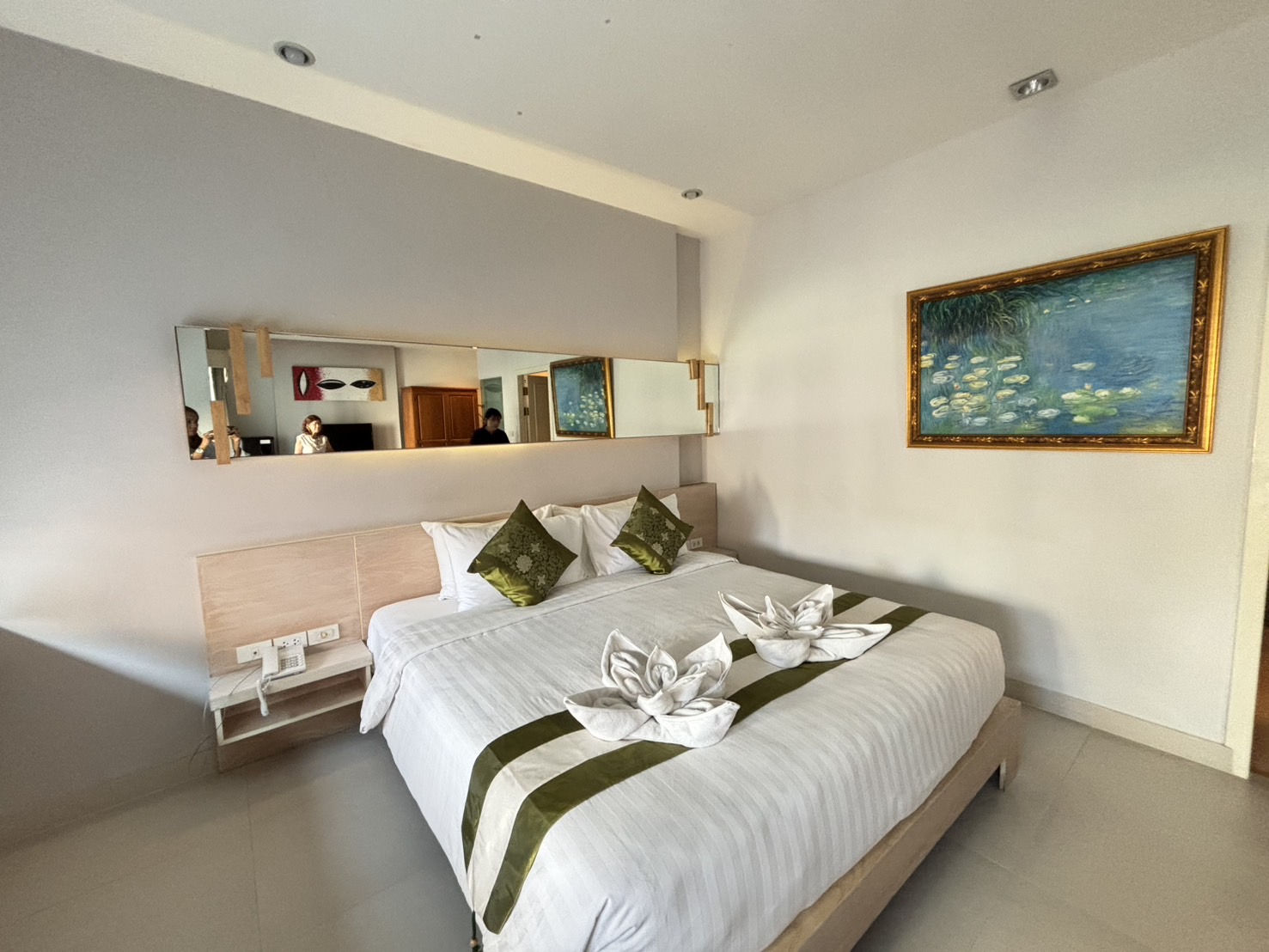 豪华双人或双床间 - 带浴缸