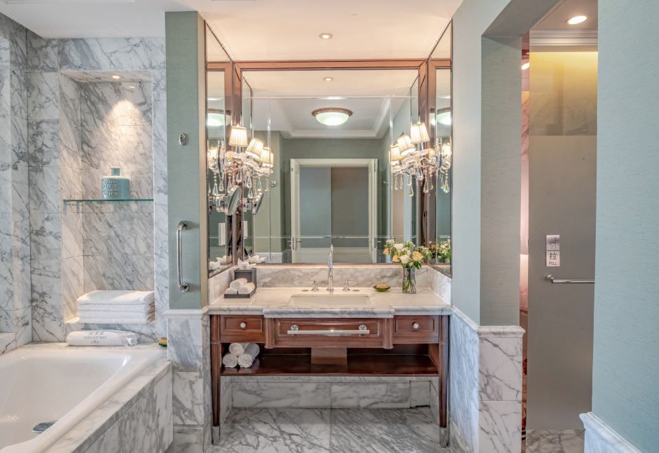 SeaView Garden Hotel QingdaoNorth-Facing Handpicked Twin Room